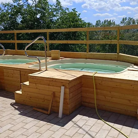 Concaverde Nocleg ze śniadaniem 3*